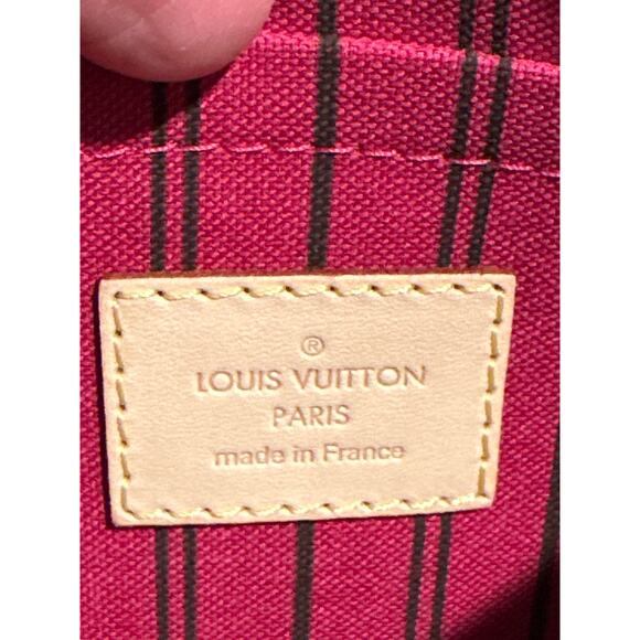 Louis Vuitton Neverfull Pochette Monogram Canvas - Picture 4 of 9